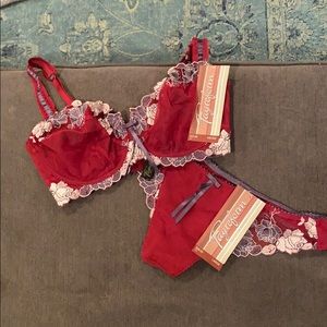 Fayreform 2piece Bra and Panty Set New With Tags.